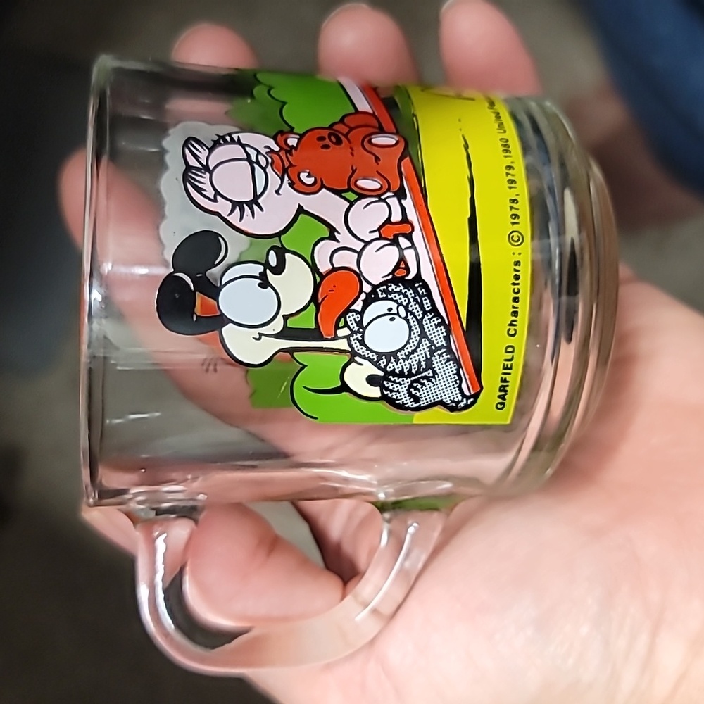 Garfield MCD mug.